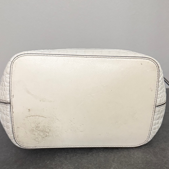 Well Loved Tory Burch White Croc-Embossed Shoulder Bag Junk Project bag - Picture 7 of 16